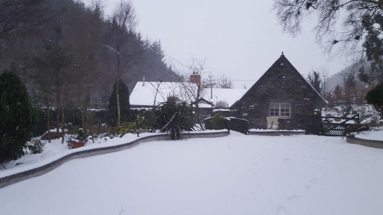 Clarisses Cottage Laragh Exterior foto